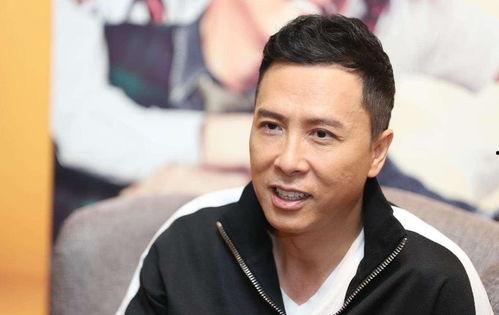 甄子丹吃瓜直播,揭秘娱乐圈幕后故事