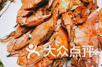 秦皇岛海港吃瓜,夏日炎炎，瓜果飘香，尽享海滨休闲时光