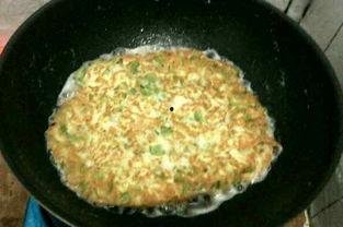 喝水吃饼吃瓜,喝水吃饼吃瓜的悠闲时光