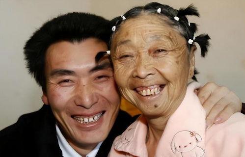 厦门吃瓜吞金女,揭秘背后的惊人真相